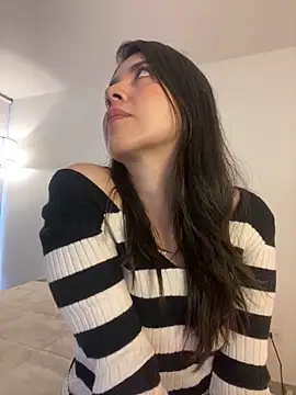 saori 10 online show from 10/20/25, 10:32