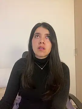 saori 10 online show from 04/17/26, 01:41