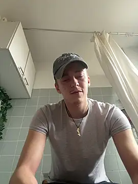 Toyjungee online show from 12/27/24, 12:23