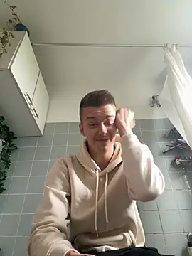 Toyjungee online show from 09/11/25, 01:00