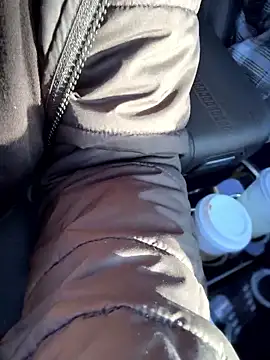 kimmiakiss22 online show from 01/12/26, 09:20