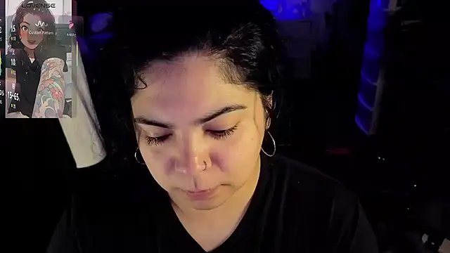 kimmiakiss22 online show from 05/11/26, 03:23