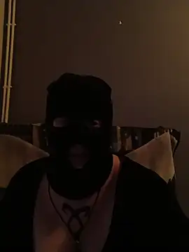 Snapshot of Lolabeluccia_xh_ chatting on 11/28/25, 07:33 Lolabeluccia xh online show from 11/28/25, 07:33