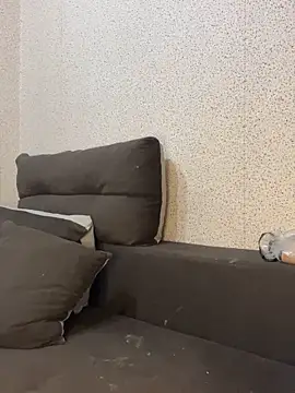 Snapshot of Julia_beauty chatting on 11/02/25, 09:28 Julia beauty online show from 11/02/25, 09:28