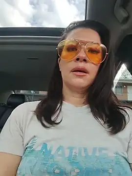 highly inappropriate online show from 07/10/26, 02:30