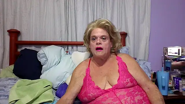 BigClitMelody online show from 09/24/25, 11:08