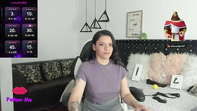 natasha logan  online show from 03/07/25, 10:13