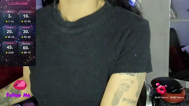 natasha logan  online show from 03/24/26, 04:06