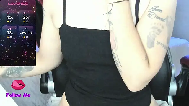 natasha logan  online show from 04/28/26, 05:01