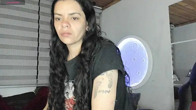 Snapshot of natasha_logan_ chatting on 06/13/26, 03:59 natasha logan online show from 06/13/26, 03:59