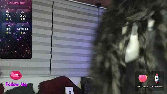 natasha logan  online show from 07/04/26, 04:07