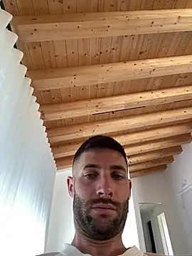 Snapshot of Fellix chatting on 04/07/26, 10:48 Fellix online show from 04/07/26, 10:48