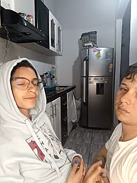 catire2323 online show from 02/21/25, 01:00