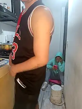 catire2323 online show from 09/12/25, 02:33