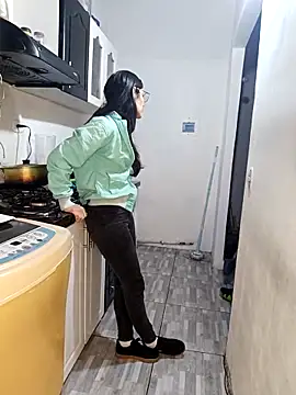 catire2323 online show from 09/21/25, 03:19