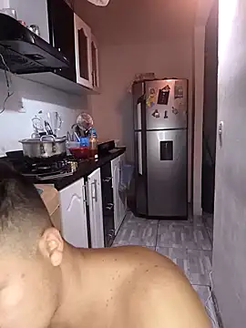 catire2323 online show from 03/10/26, 12:59