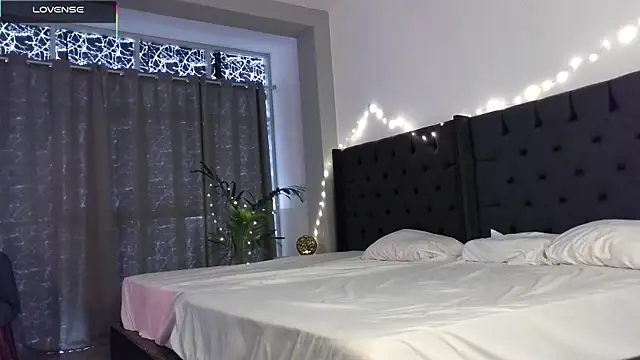 mini kunis online show from 01/10/26, 05:26