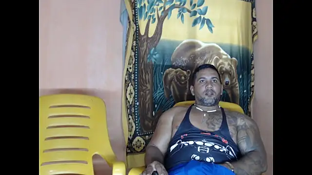Snapshot of lover_1994 chatting on 05/31/26, 06:09 lover 1994 online show from 05/31/26, 06:09