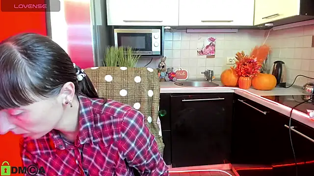 TayanaJons online show from 09/27/25, 07:02