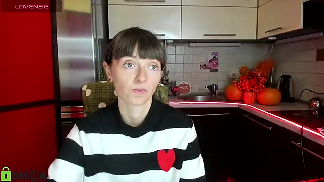 TayanaJons online show from 09/29/25, 07:02