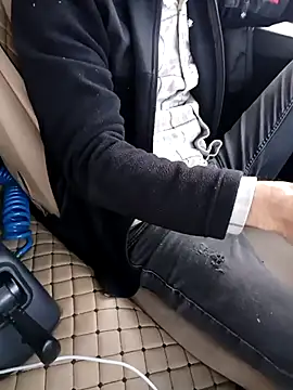 Freezing Duck online show from 12/22/25, 01:41