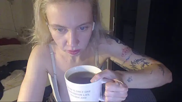 amanda kiss kiss online show from 03/01/26, 08:22