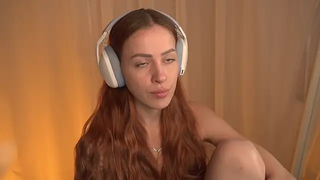 Snapshot of Poni_DII chatting on 12/15/25, 10:30 Poni DII online show from 12/15/25, 10:30