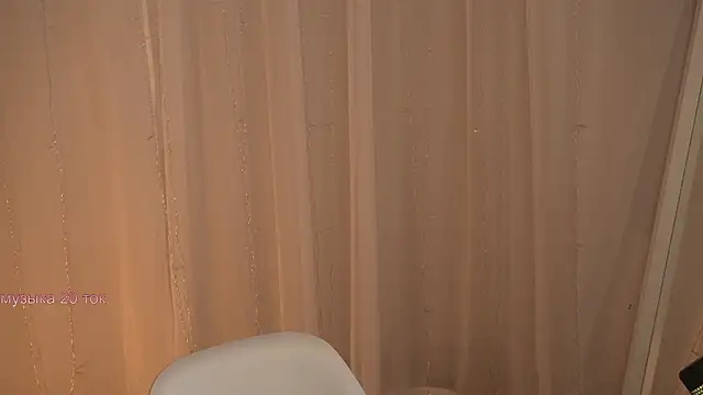 Snapshot of Poni_DII chatting on 02/02/26, 09:41 Poni DII online show from 02/02/26, 09:41