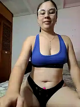 selena gomez2 online show from 03/14/25, 01:24