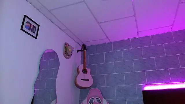 Dakota bumm online show from 04/01/26, 03:31