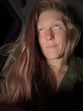 GoldenFlameGoddess online show from 11/13/25, 12:37