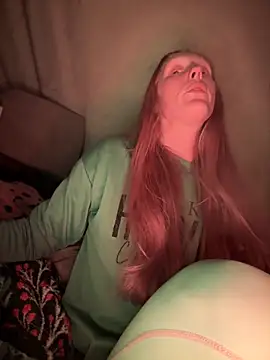 GoldenFlameGoddess online show from 03/05/26, 04:19