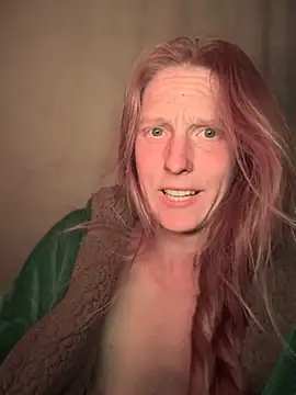 GoldenFlameGoddess online show from 03/07/26, 06:32