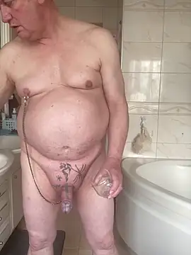 StripperOnStage online show from 04/18/26, 05:33