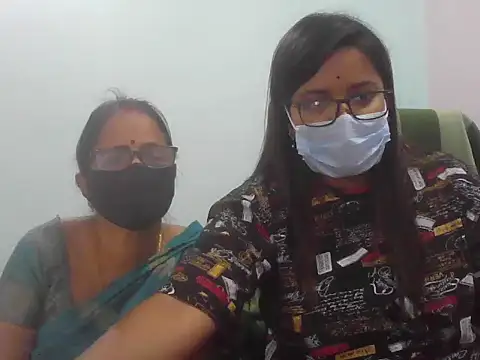 Snapshot of gyanvi1 chatting on 01/13/25, 07:11 gyanvi1 online show from 01/13/25, 07:11