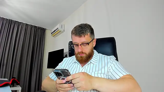 Findom guy online show from 04/08/26, 03:23