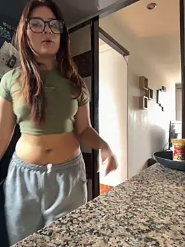 Zoe Lennoxx online show from 10/16/25, 07:26