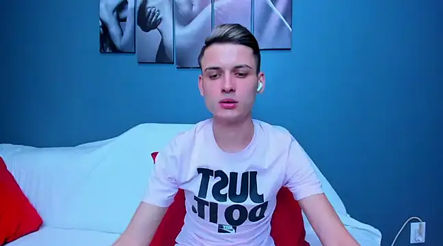 andboyfor6 online show from 01/31/25, 10:10