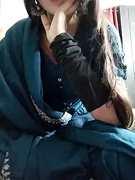 Noor Darliing online show from 09/30/25, 02:44