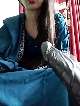 Noor Darliing online show from 11/13/25, 03:33