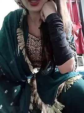 Snapshot of Noor_Darliing chatting on 05/04/26, 03:30 Noor Darliing online show from 05/04/26, 03:30
