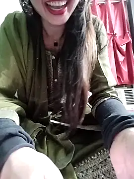 Snapshot of Noor_Darliing chatting on 05/05/26, 03:42 Noor Darliing online show from 05/05/26, 03:42