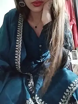 Snapshot of Noor_Darliing chatting on 06/10/26, 03:44 Noor Darliing online show from 06/10/26, 03:44