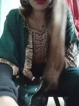 Snapshot of Noor_Darliing chatting on 06/24/26, 03:11 Noor Darliing online show from 06/24/26, 03:11