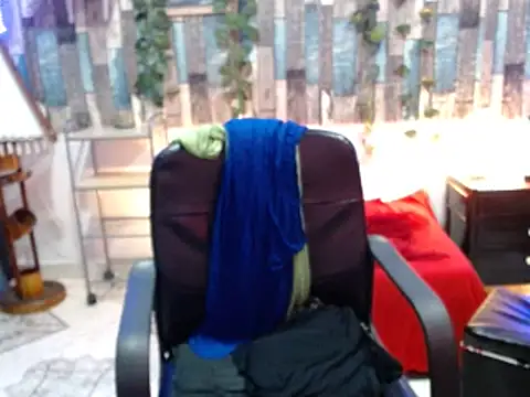 KarimaSarabe online show from 02/14/25, 07:54