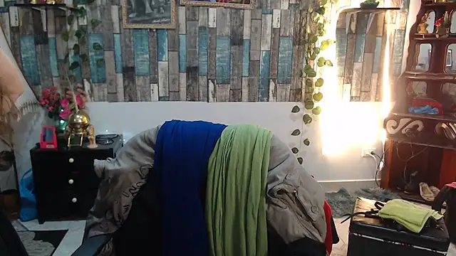 KarimaSarabe online show from 10/02/25, 09:55