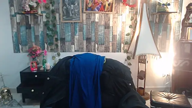 KarimaSarabe online show from 11/19/25, 08:53