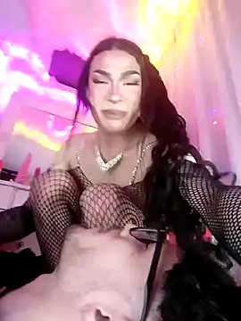 Victor-and-shelly online show from 12/22/24, 01:45