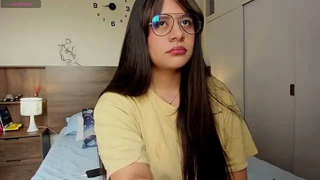 emily adams01 online show from 03/30/26, 09:27