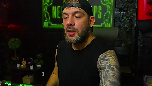 LexXHardy online show from 11/10/25, 06:29